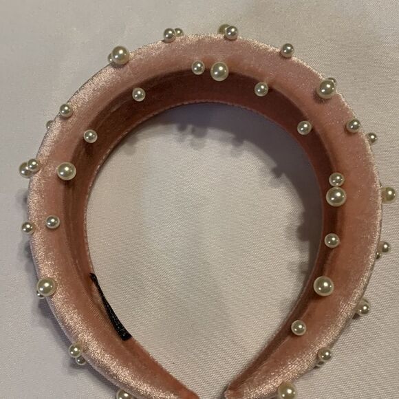 Headband, handmade pink velvet with various size pearls - Picture 6 of 9